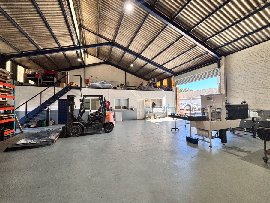 To Let commercial Property for Rent in Montague Gardens Western Cape
